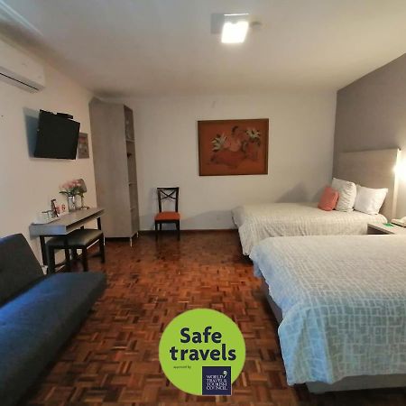 Casa Massima Hotel Leon Ngoại thất bức ảnh