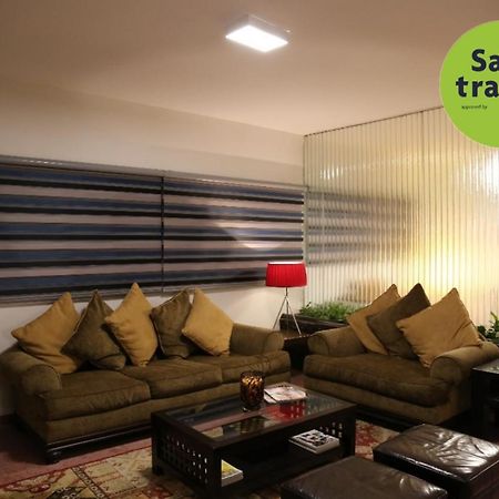 Casa Massima Hotel Leon Ngoại thất bức ảnh