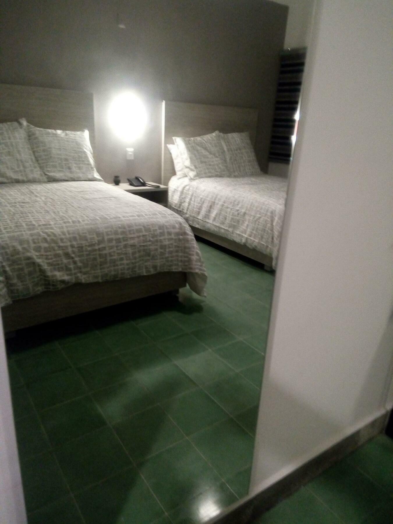 Casa Massima Hotel Leon Ngoại thất bức ảnh
